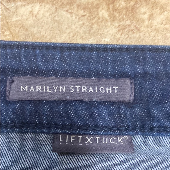 NYDJ Blue Marilyn Straight Size 8 Lift XTuck Jeans - Picture 3 of 10